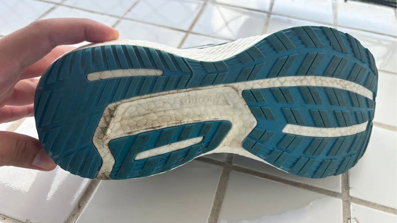 Tênis Saucony Triumph 19 Masculino - Foto 4