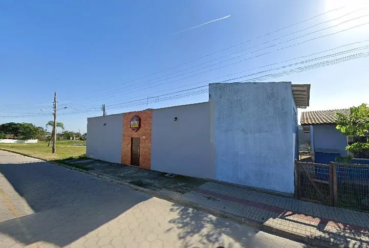 Pavilhão à venda no Centro de Balneário Rincão