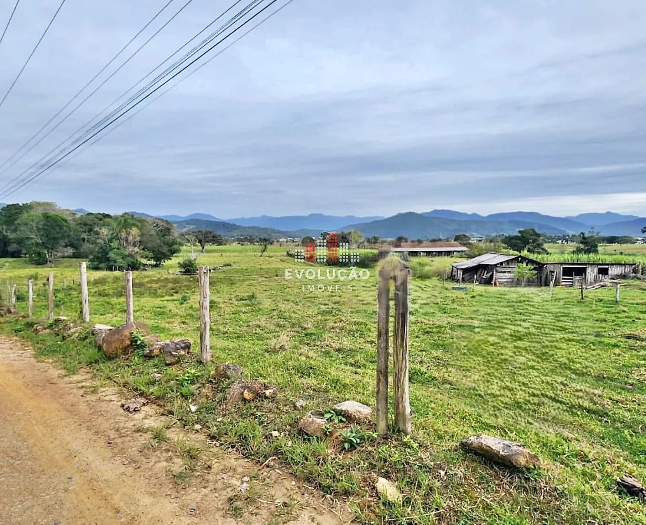 Linda Área Com 8,7 Hectares -Paulo Lopes-SC! - Foto 2