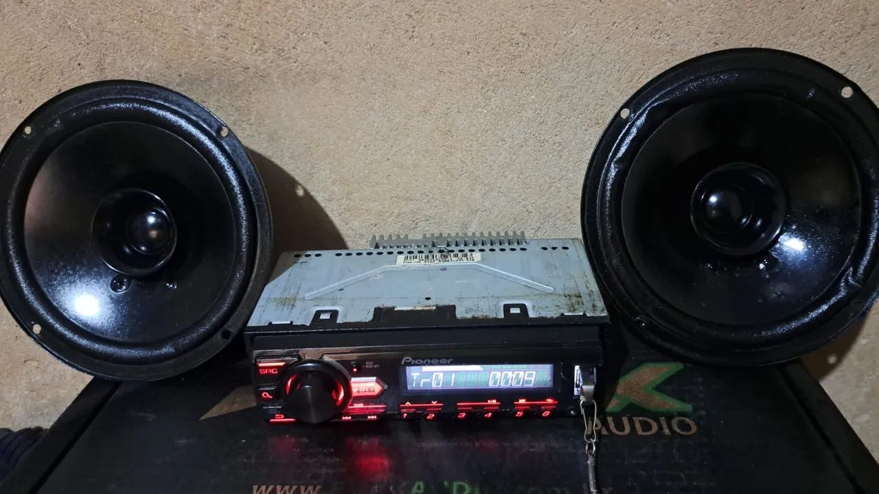 par de alto falantes JBL 6 polegadas e aparelho pionner baratissimo o dois 200$