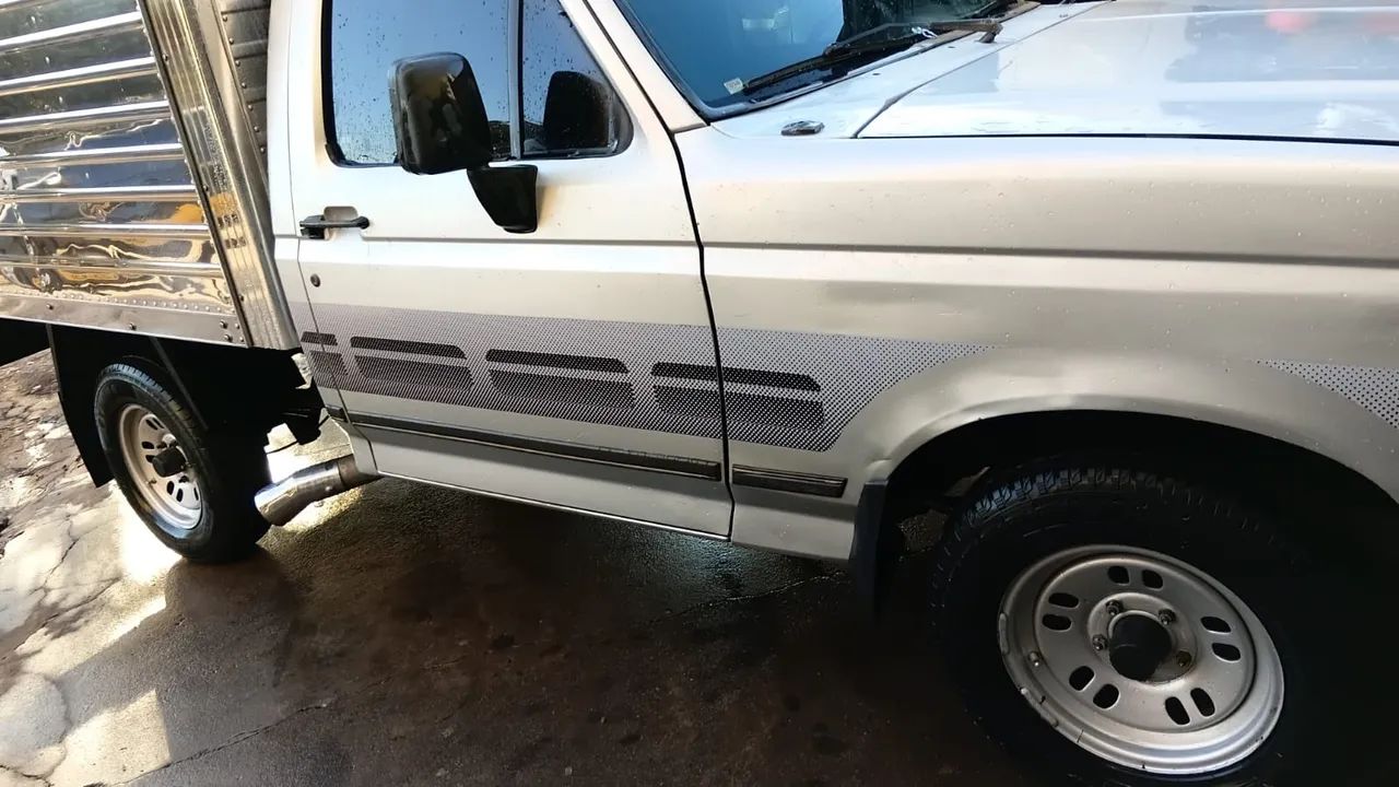 Vende-se  - Foto 4