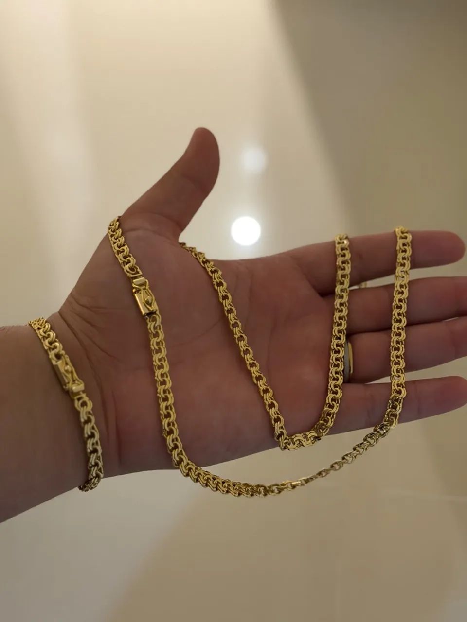 Corrente moeda antiga com banho de ouro 18k - Foto 4
