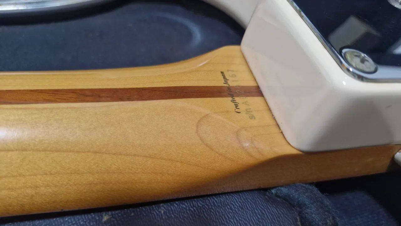 Fender Stratocaster Crafted in Japan  - Foto 5