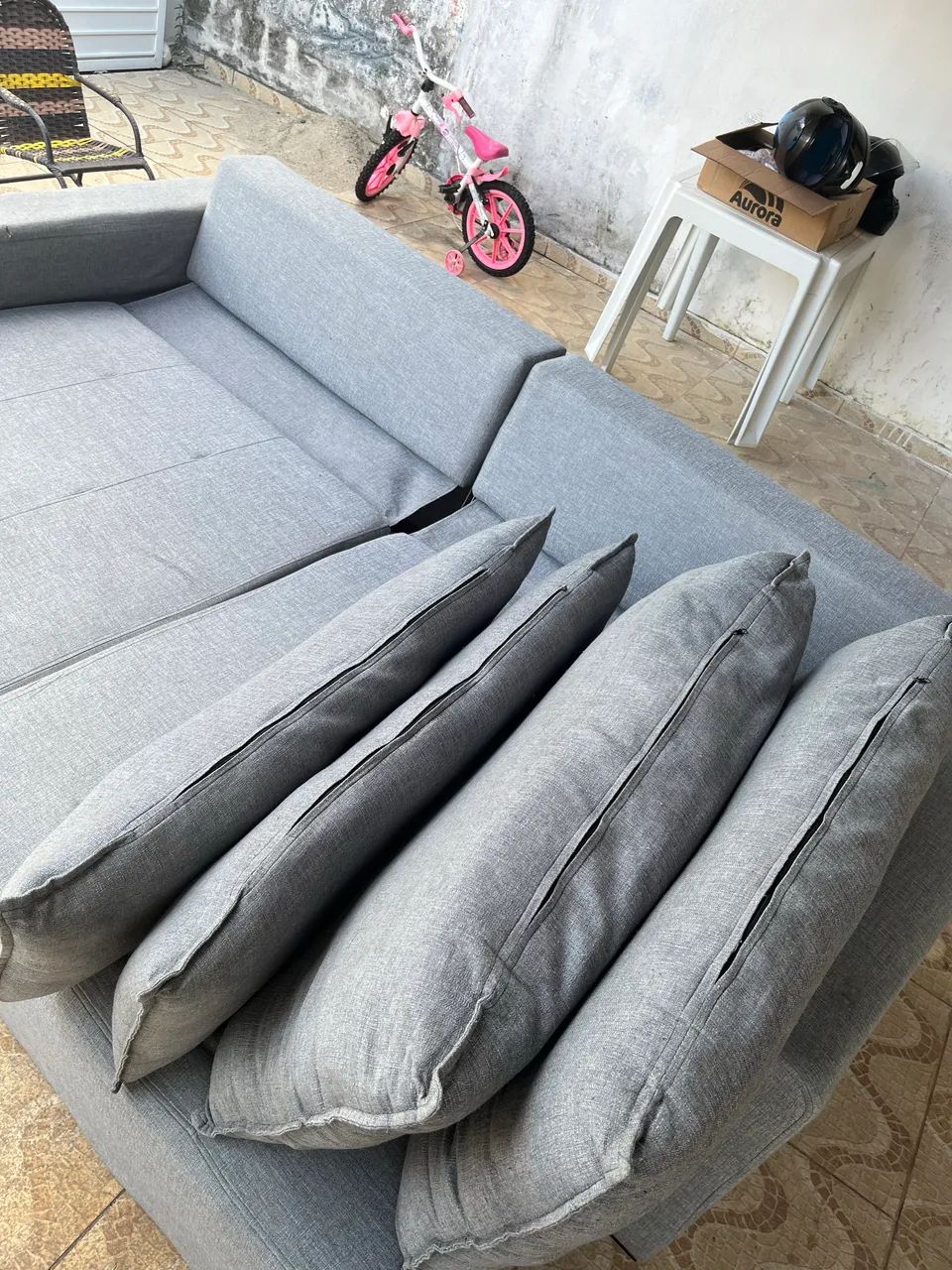     Sofá Retrátil Cinza 2,40m - Excelente Estado - Foto 5