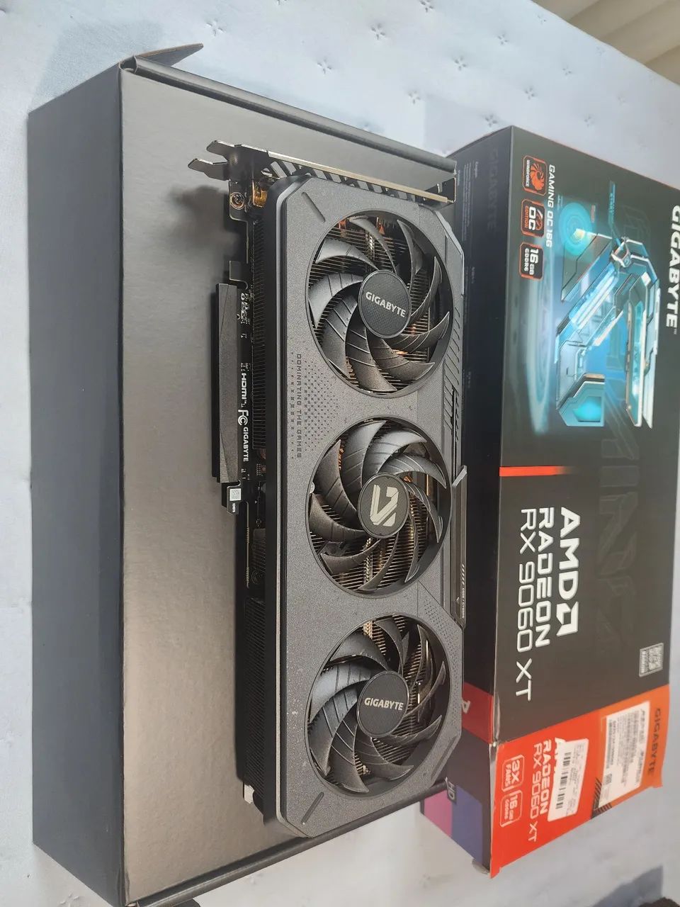 Rx 9060 xt - Foto 4