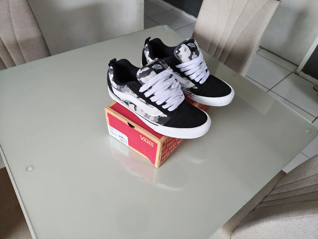 Tênis VANS KNU Tam 44