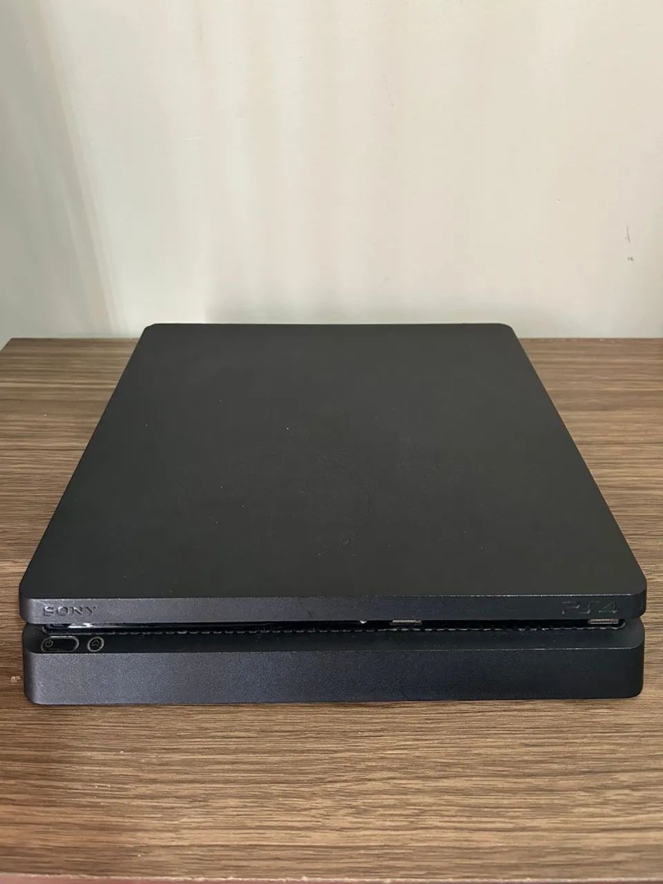 Playstation 4 Slim 