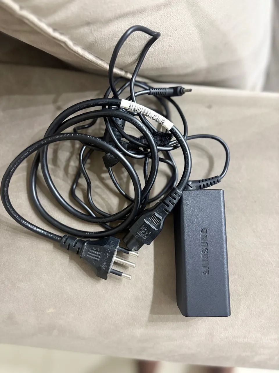 Notebook Samsung Book E20 4GB RAM / HD 500GB - Conservado - Foto 4