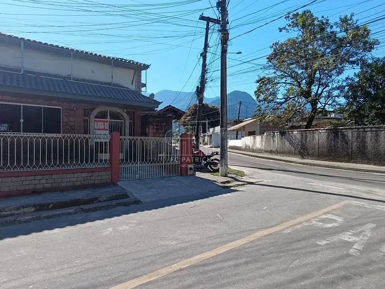 OPORTUNIDADE ÚNICA  EXCELENTE ESPAÇO COMERCIAL PRÓXIMO AO CENTRO DE GUAPIMIRIM! - Foto 5