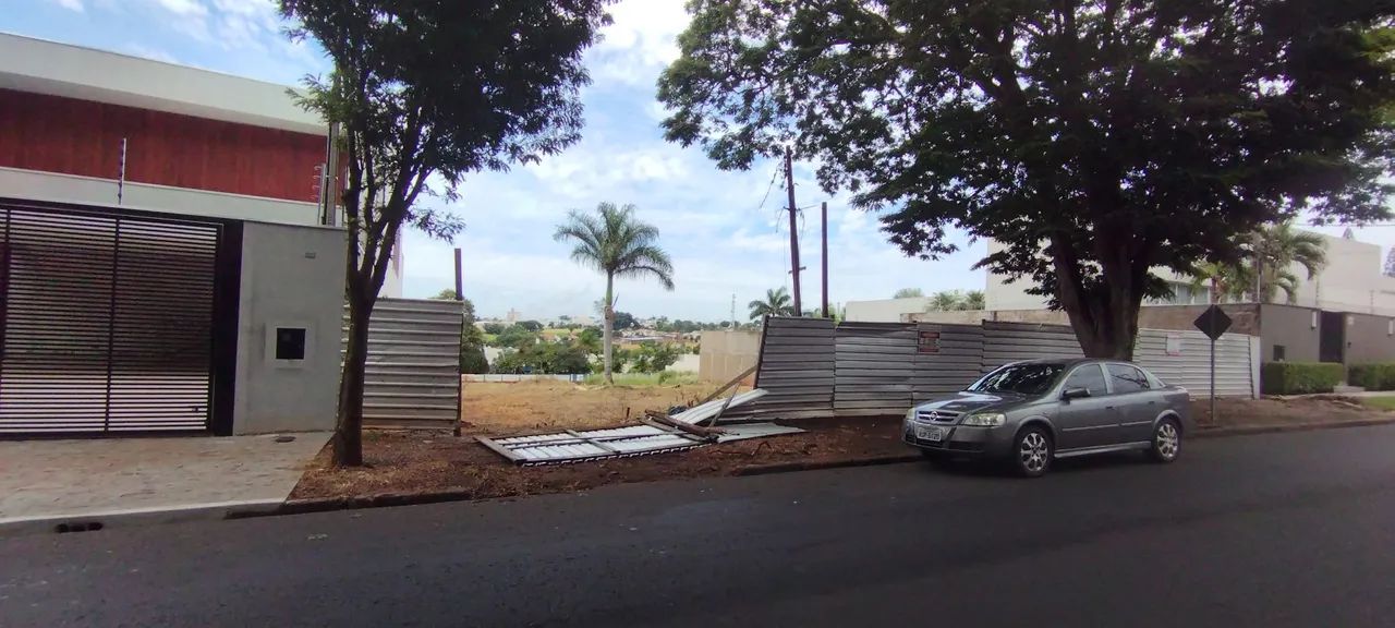 Maringá -Pr, Zona04, Rua Visconde de Nacar 570m2 
