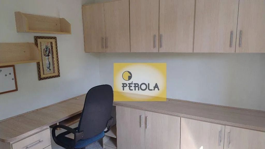 Apartamento desocupado 3 dormitórios com elevador e sacada - Foto 5