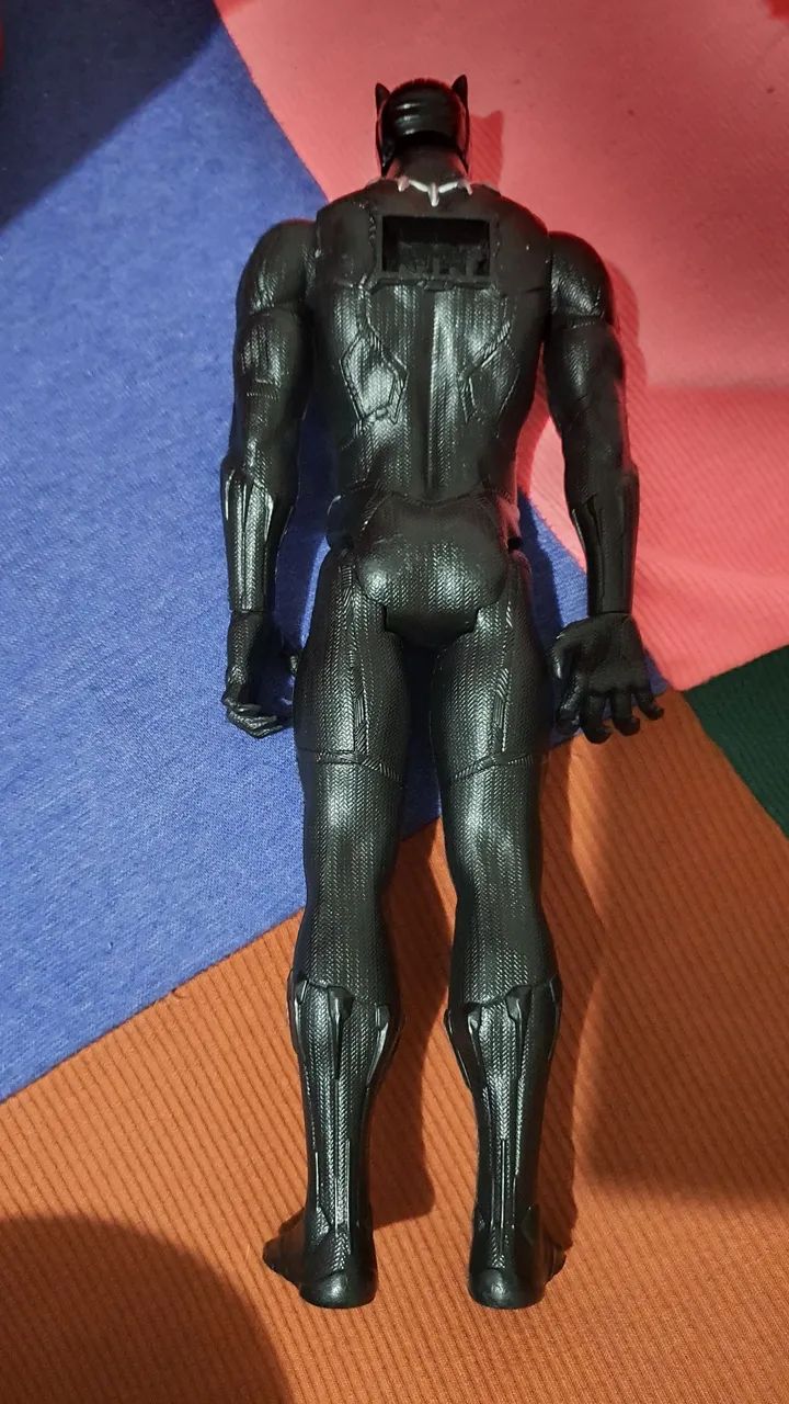 Boneco Pantera Negra Titan Hero séries Marvel Hasbro - Foto 2