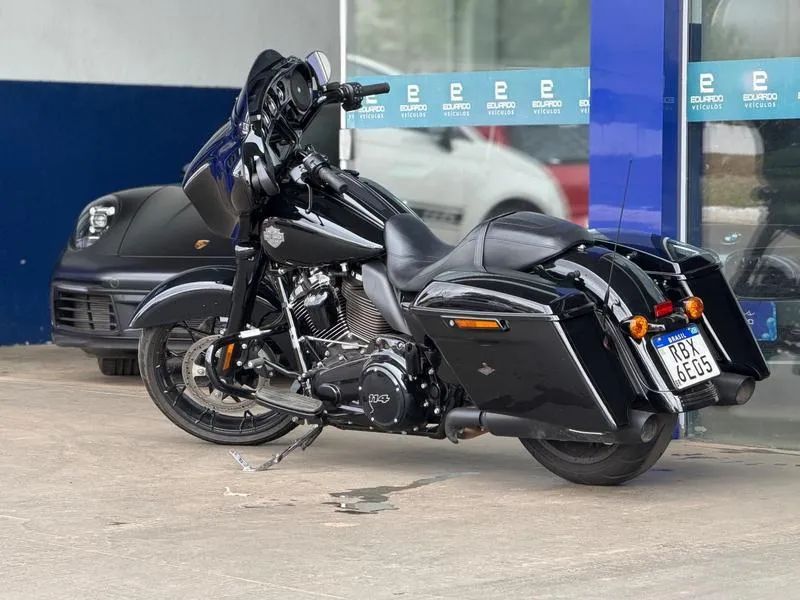 HARLEY-DAVIDSON FLHX S 2021 - Foto 5