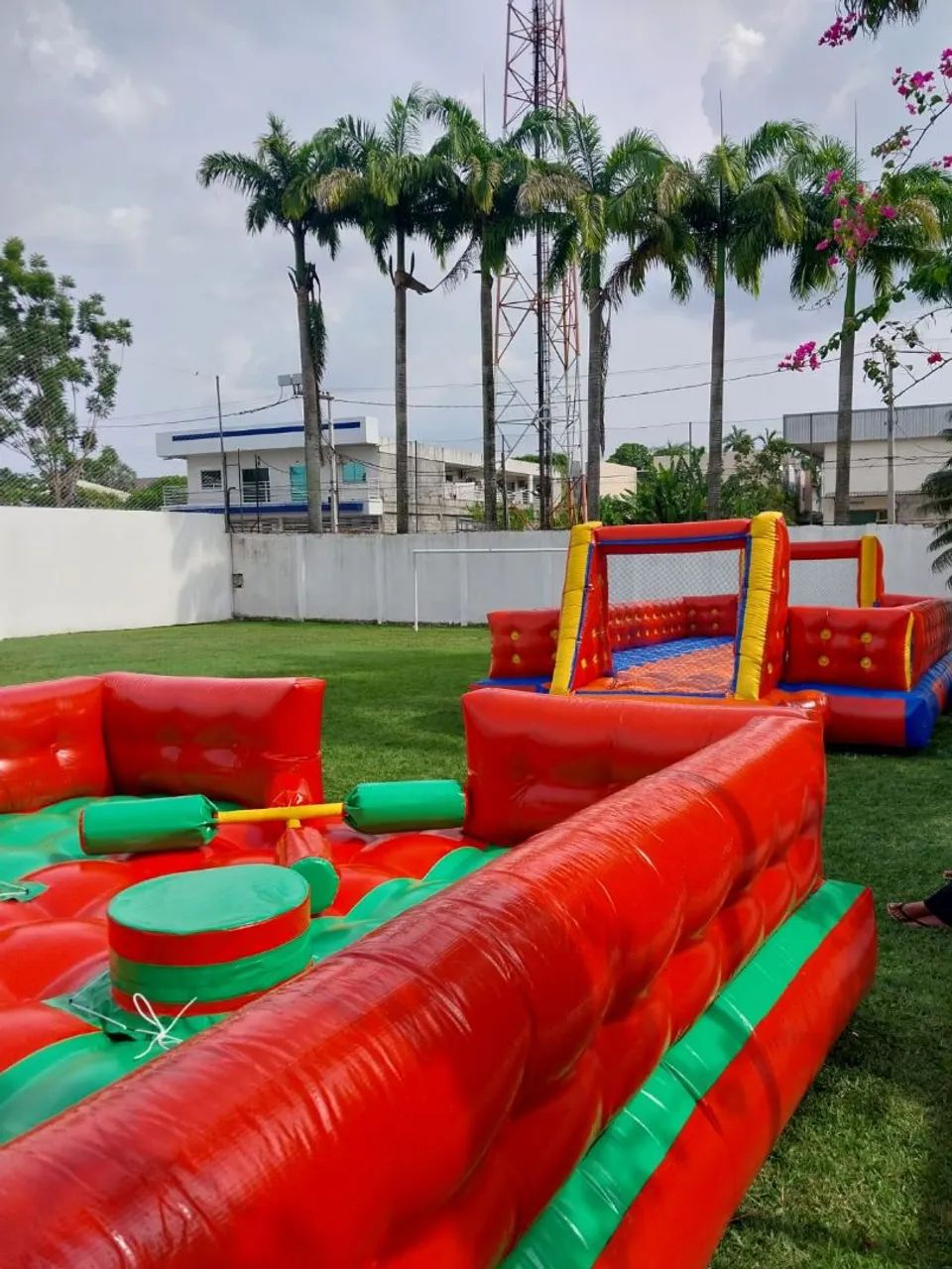 Futebol de Sabão e Brinquedos Infláveis  - Foto 3