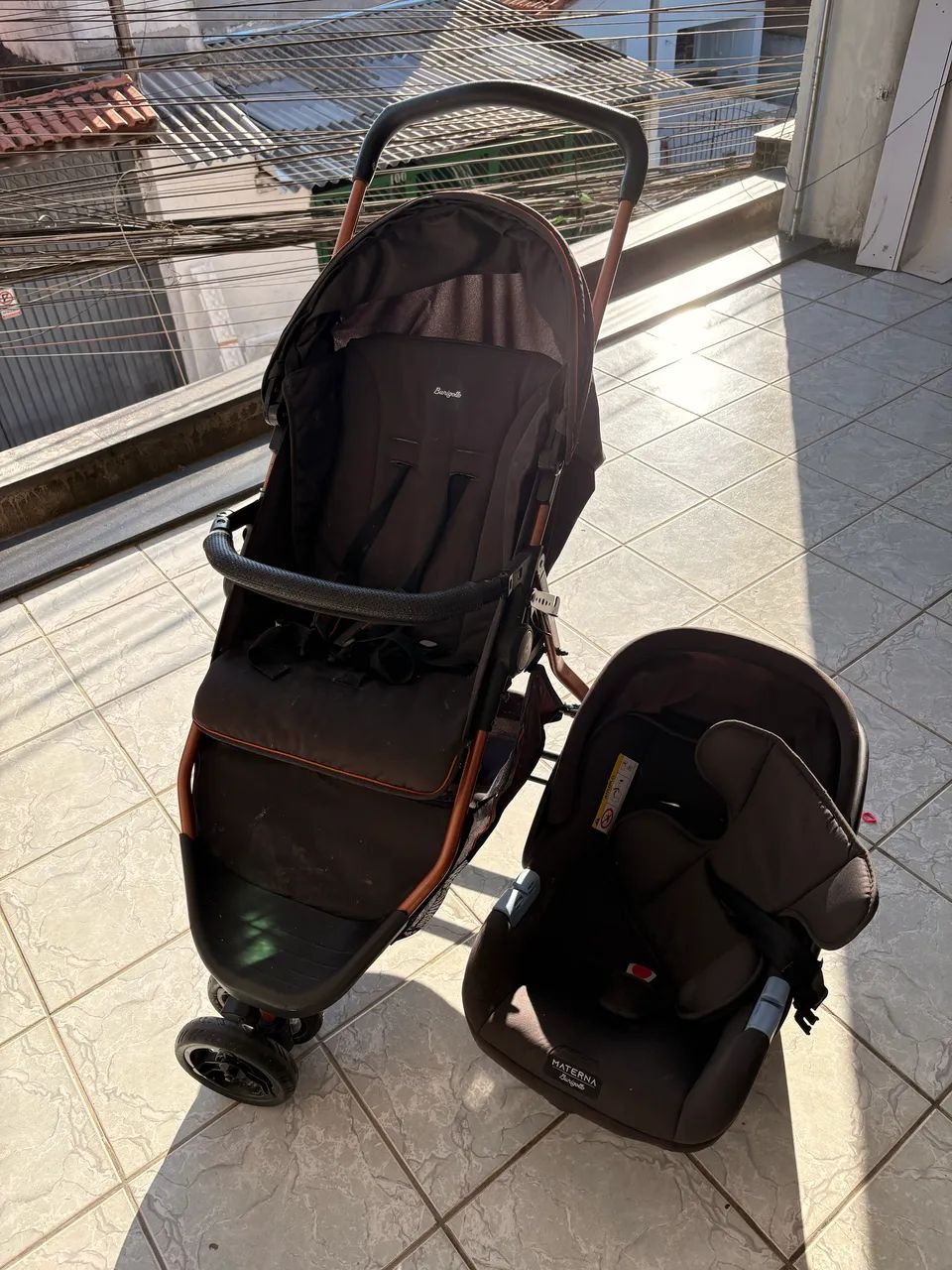Conjunto carrinho + bebê conforto BURIGOTTO - Foto 2