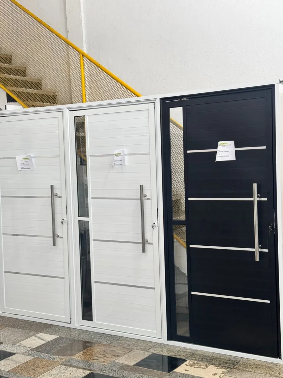 PORTA SACADA LAMBRIL LUXO BRANCA 3M - MELHOR PORTA DE ALUMÍNIO