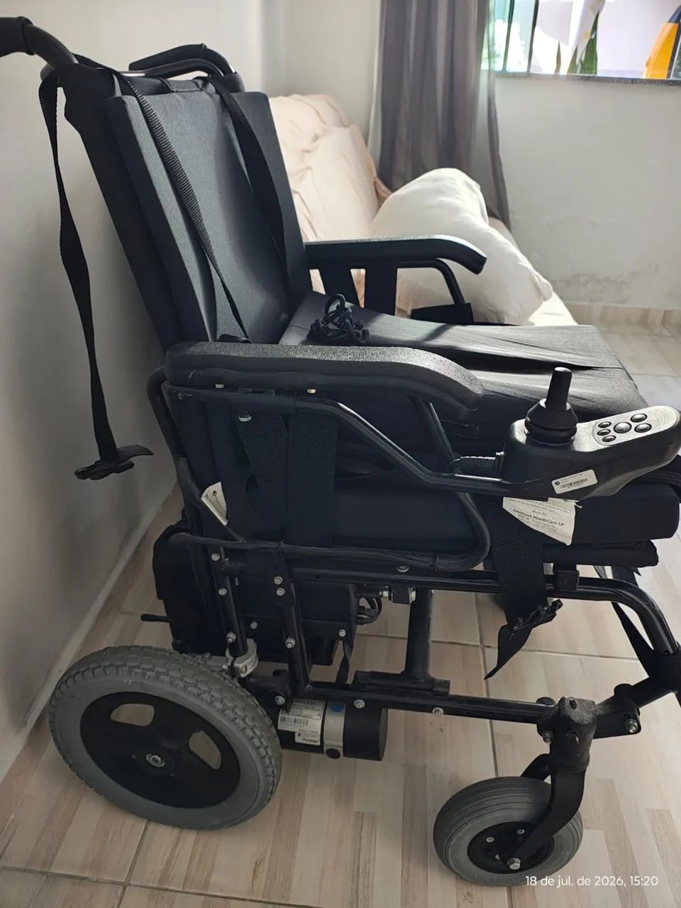 Cadeira de rodas motorizada  - Foto 2