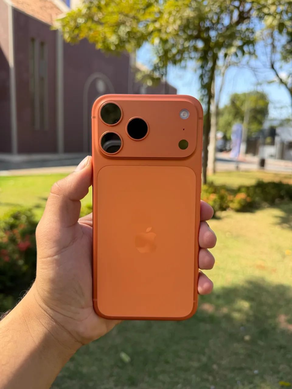 iPhone 17 Pro Max 100% bateria - Foto 3