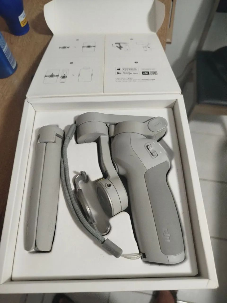 DJI Osmo Mobile 4 - Gimbal para celular completo - Foto 2