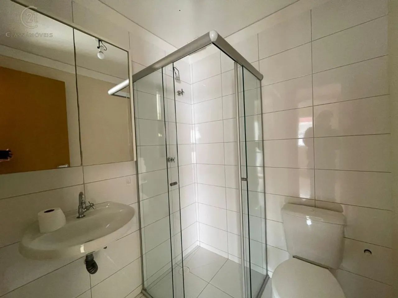 Apartamento para alugar em Londrina, Centro, com 2 quartos, com 60.55 m² - Foto 5
