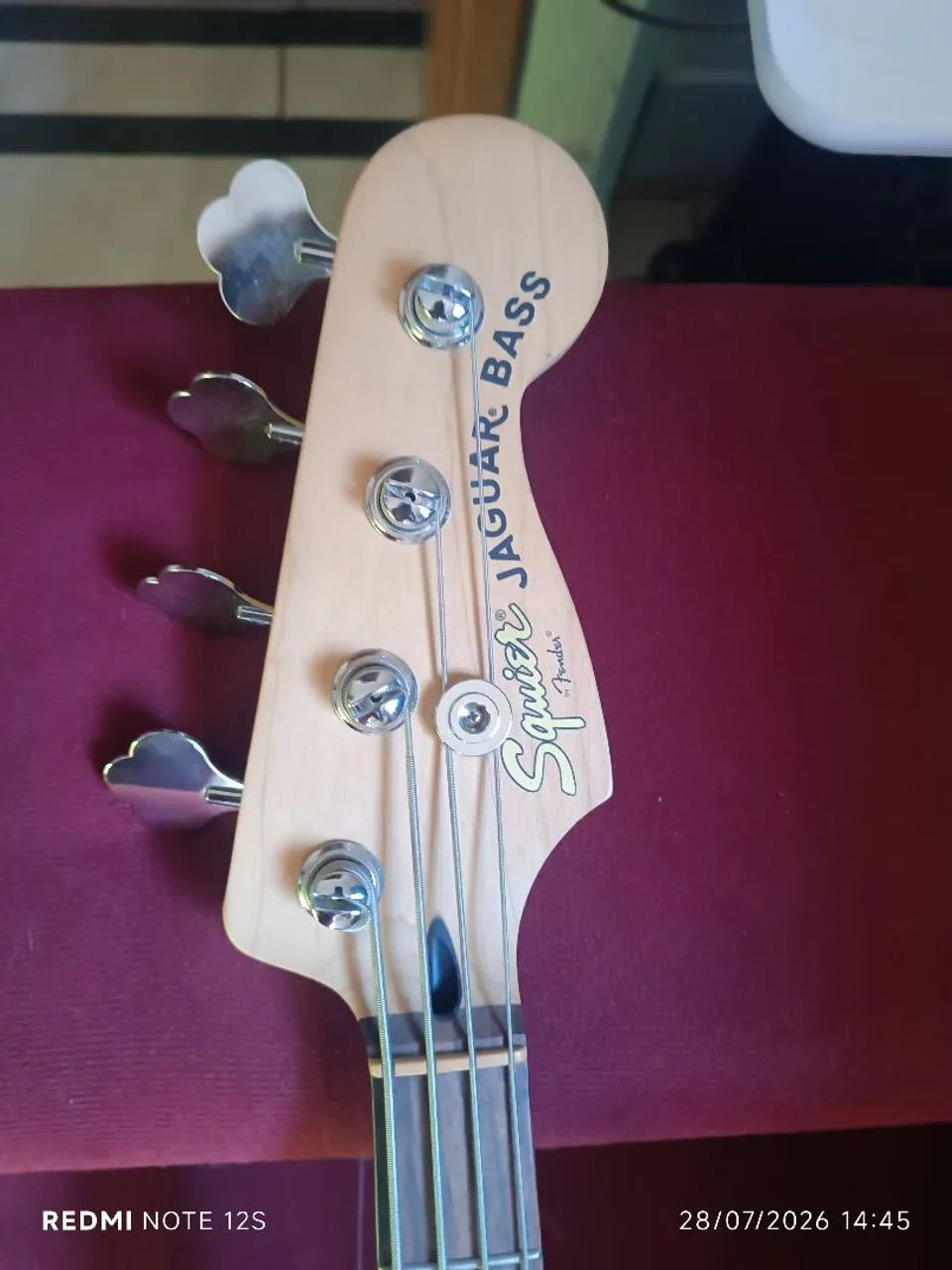 Baixo Jaguar Fender Squier Affinity - Foto 3
