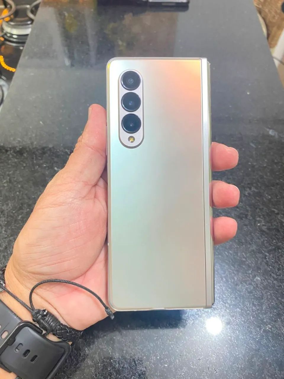 Samsung Z Fold 3 - Foto 2