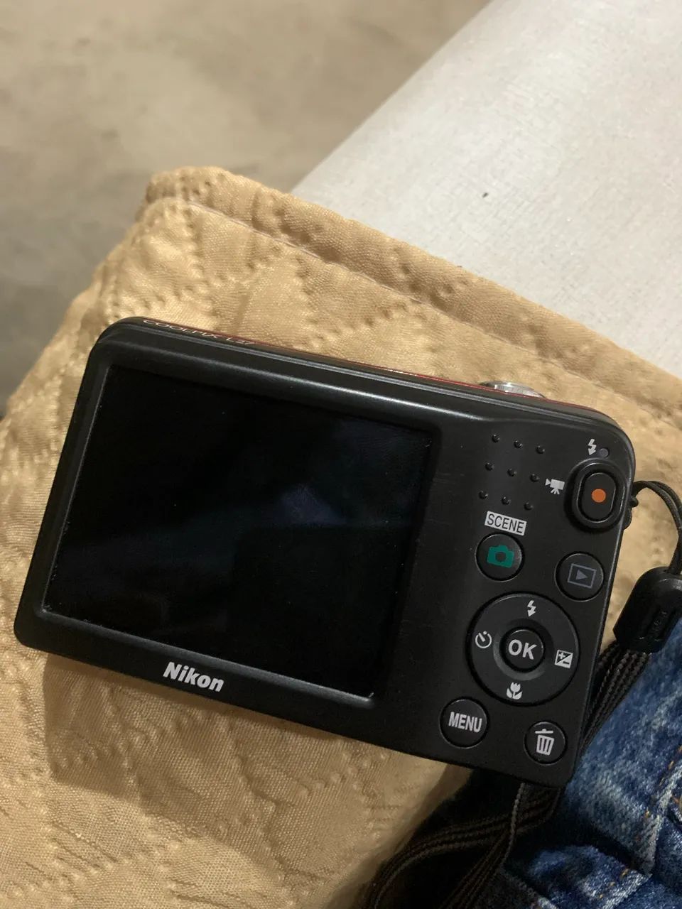Vendo Nikon Coolpix L27 - Câmeras e Filmadoras - Cabanagem, Belém