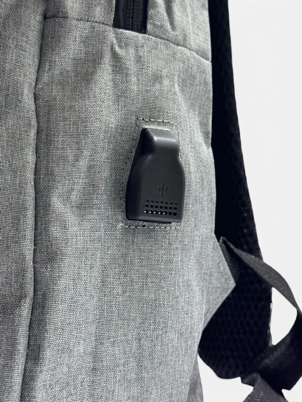 MOCHILA MINIMALISTA  - Foto 4
