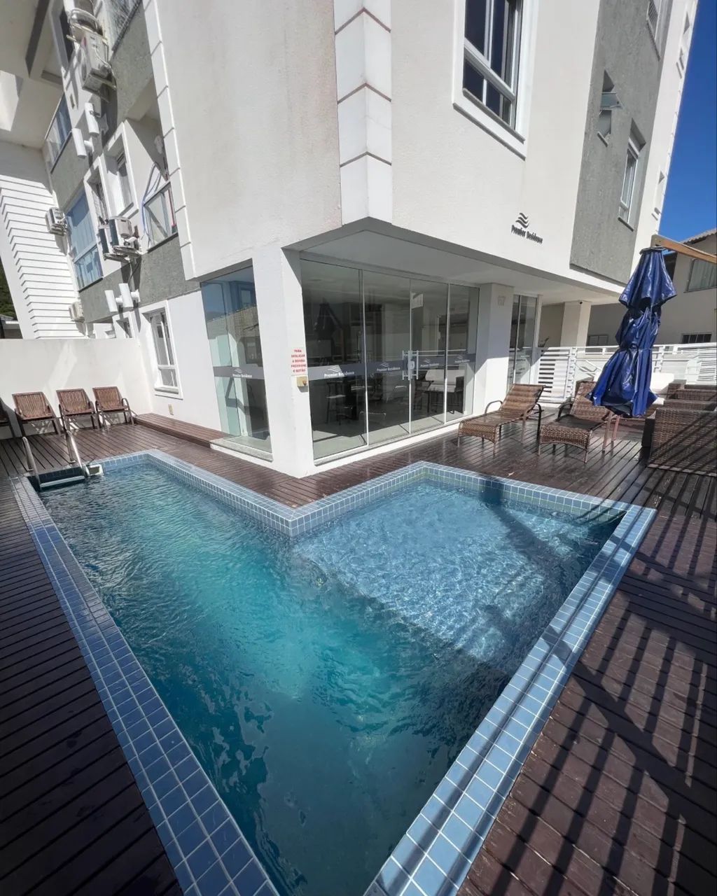 Apartamento com 2 suítes | 76 m² | Semi-mobiliado - Foto 2