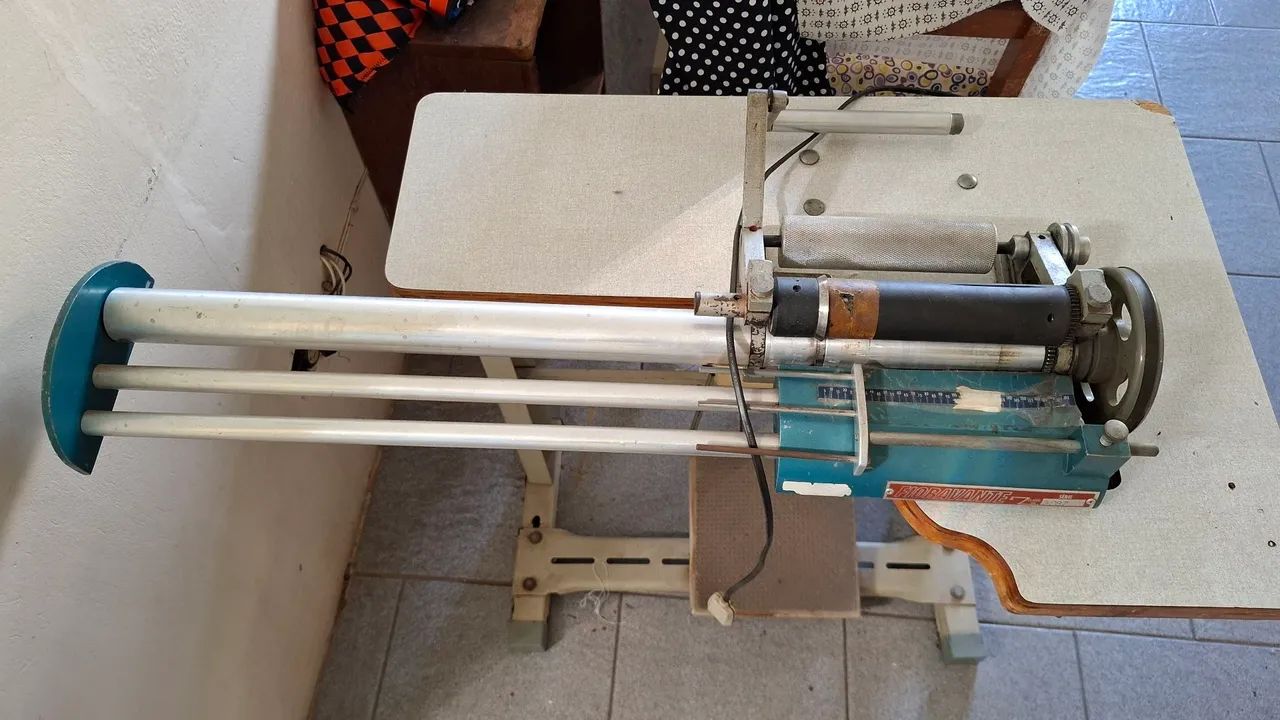 Maquina de cortar Viés