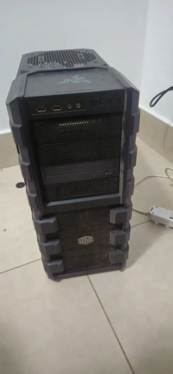 Gabinete Cooler Master Haf 912 - Foto 2