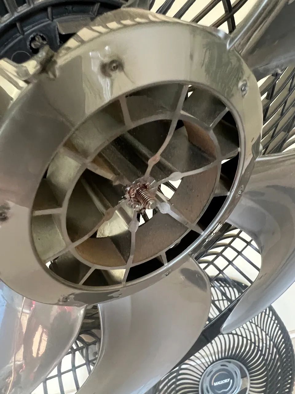 [ÚLTIMA CHAMADA] ventilador de coluna Mallory - Foto 3