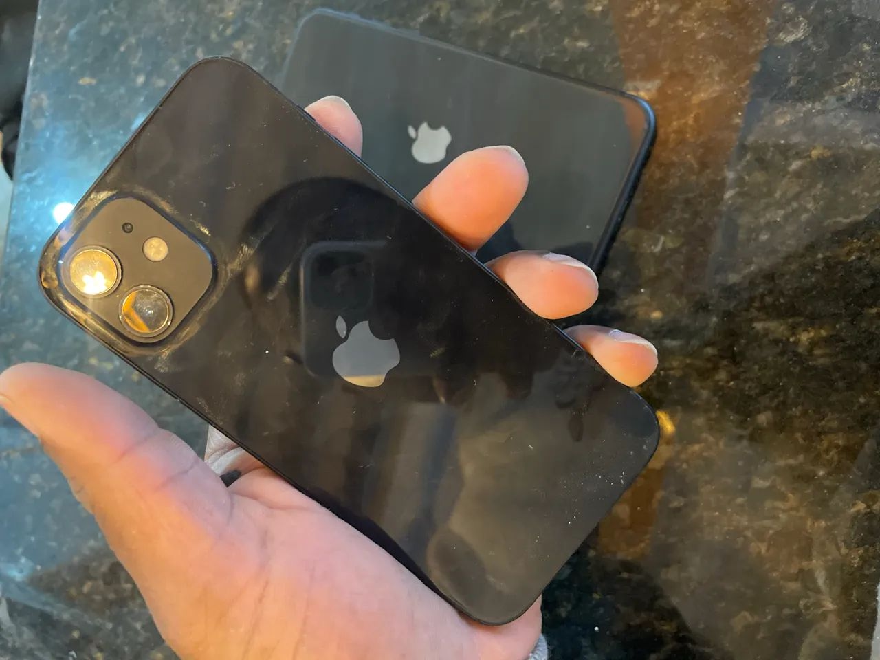 IPHONE 12 - Foto 4