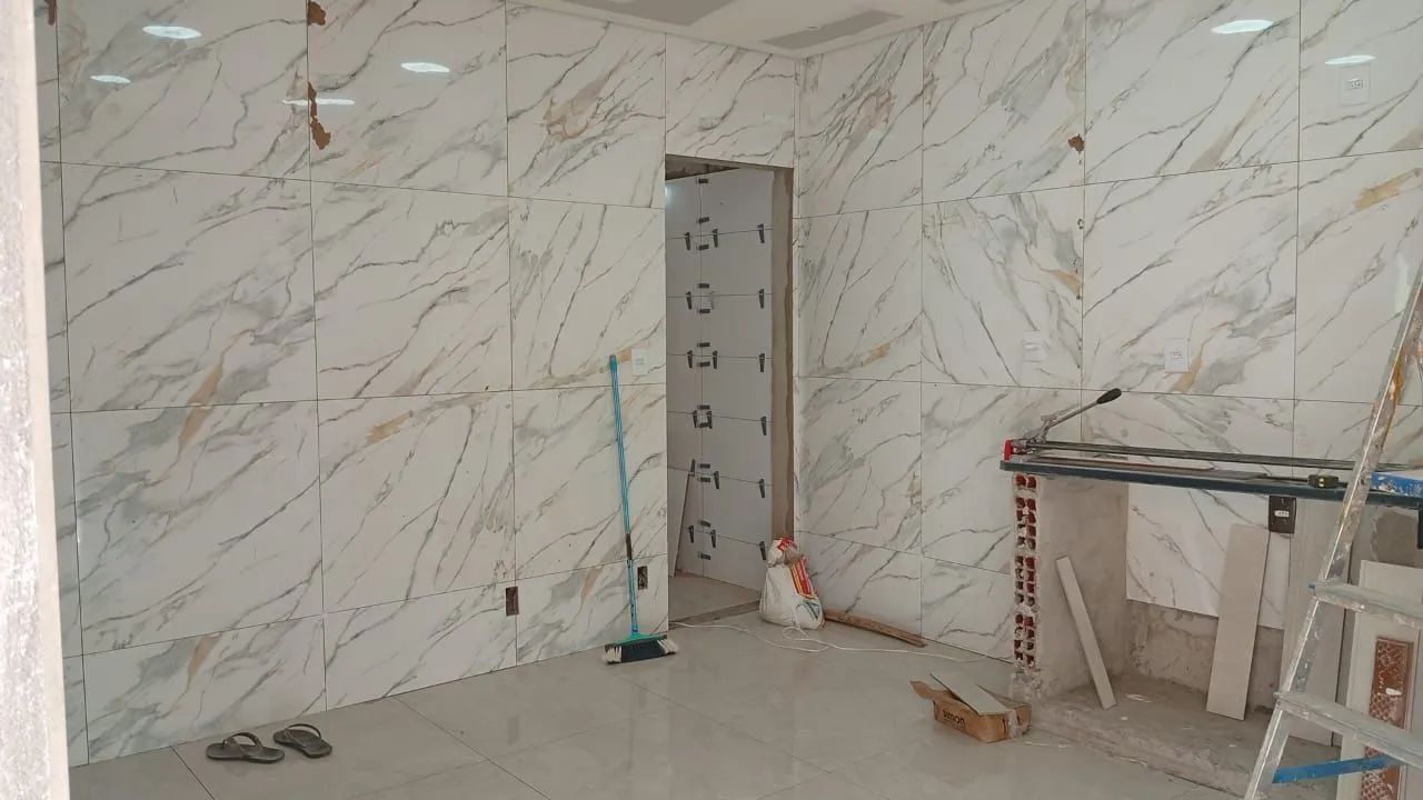 Pedreiro de Acabamento Pisos disponível 