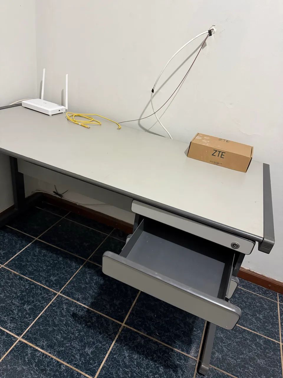 Mesa para escritório escrivaninha - Foto 2