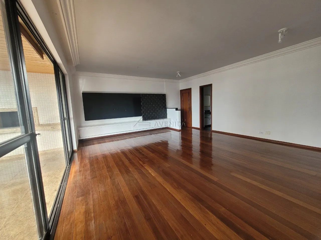 Apartamento para Locação no Edifício Mogno - Londrina/PR