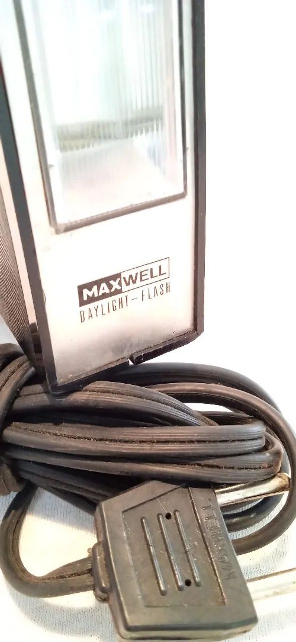 Flash para câmera fotográfica analógica Maxwell antigo - Foto 2