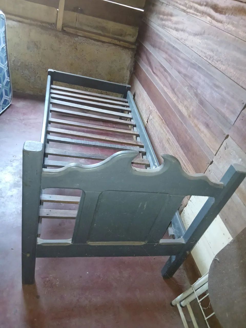 Cama solteiro 