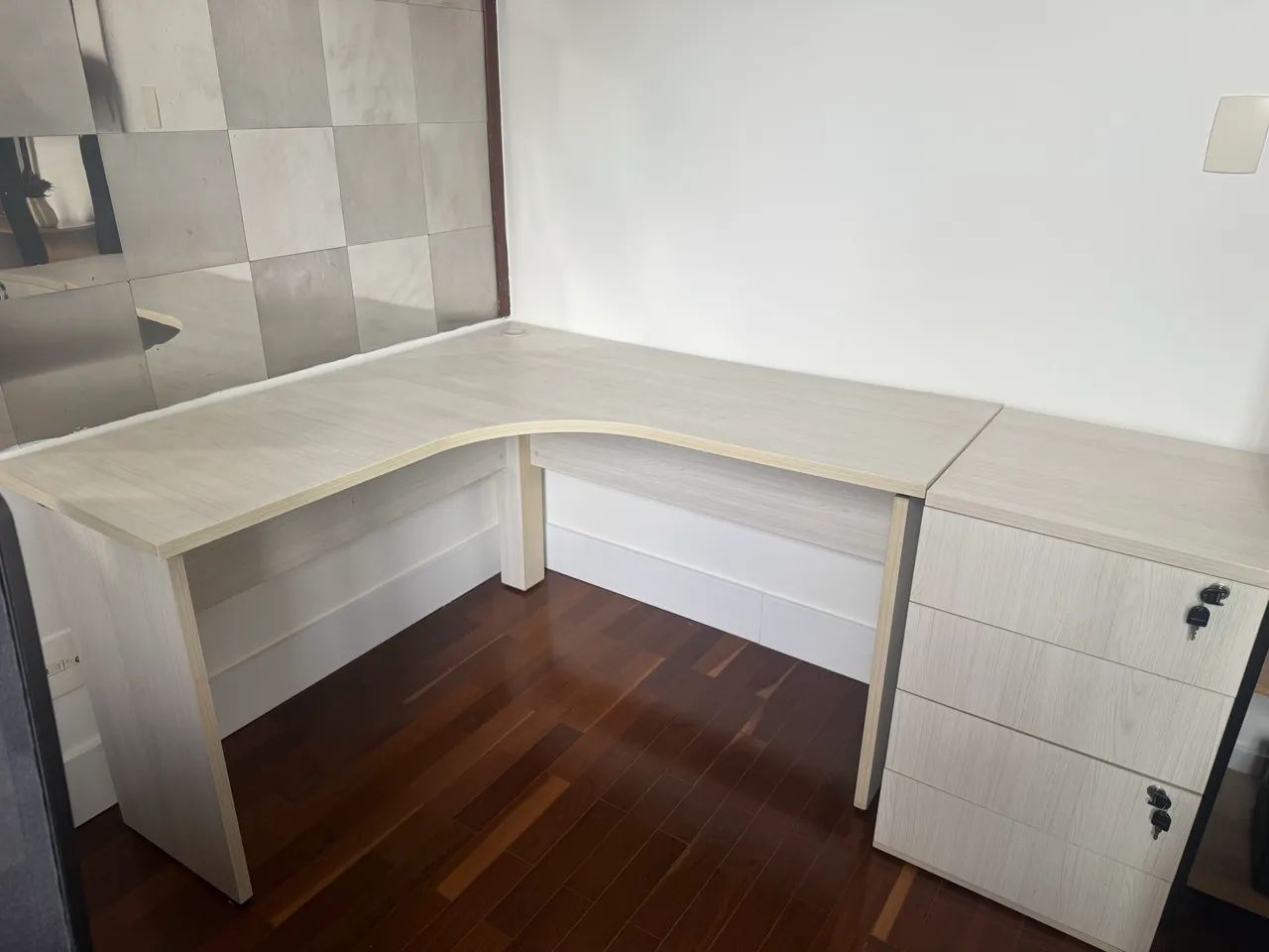 Mesa para escritório  - Foto 4