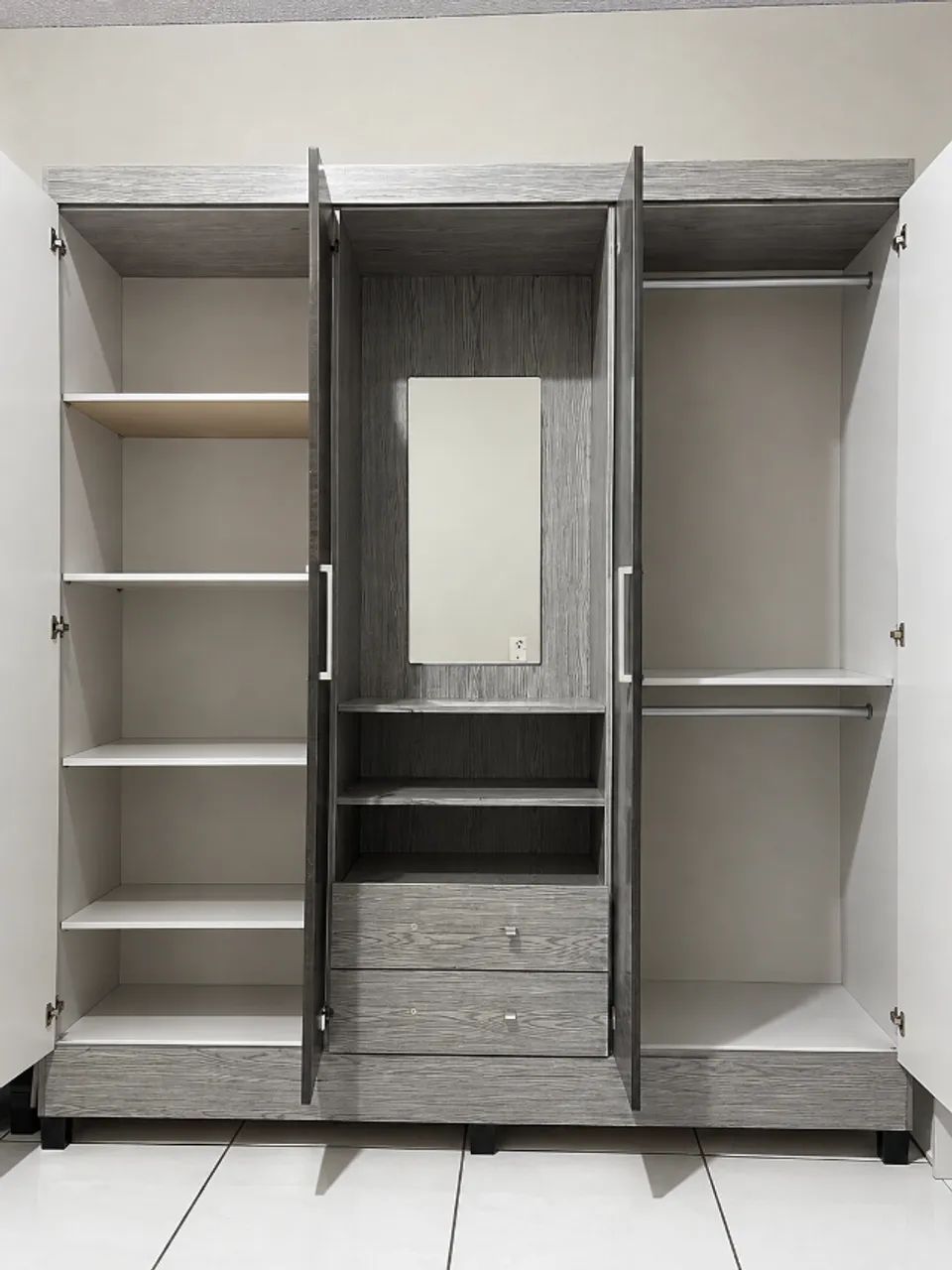 Guarda roupa - Foto 2