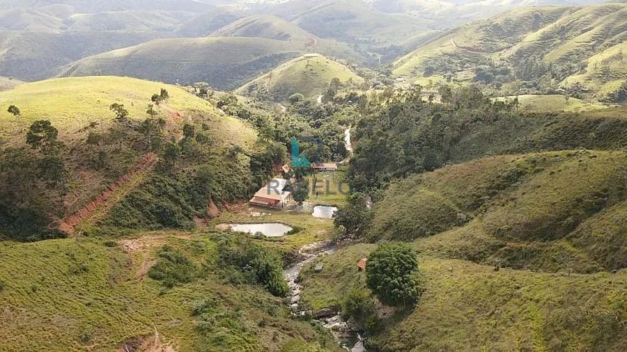 SÍTIO FORMADO DE ALTO PADRÃO À VENDA EM LORENA-SP