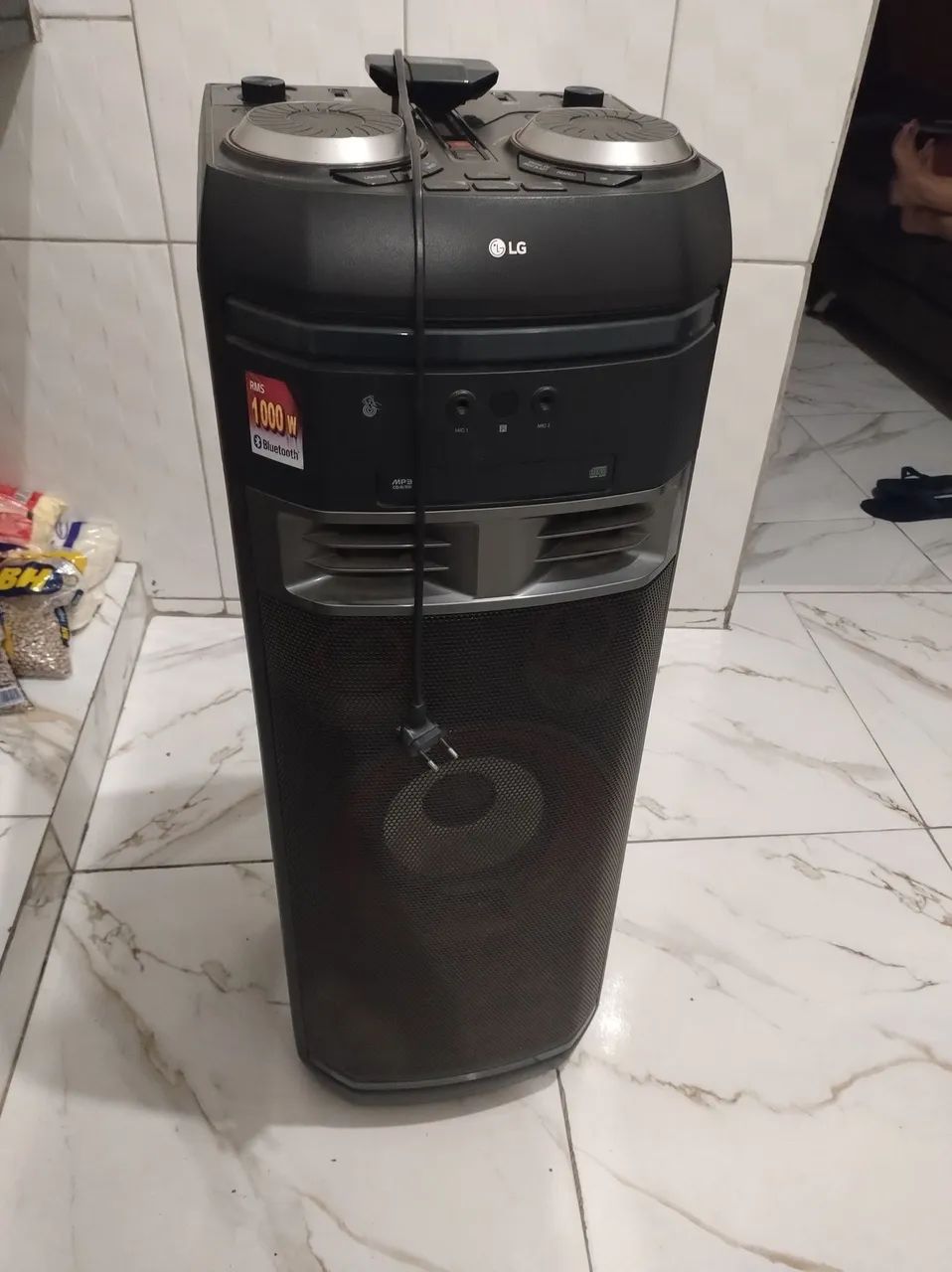 Vende-se caixa de som