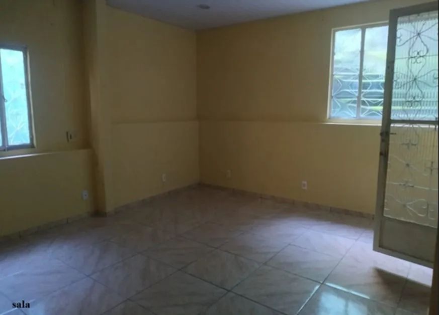 02 casas com 02 quartos, 01 kitnet e garagem para 2 carros  - Foto 5