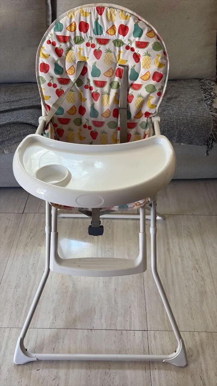 Cadeirinha de alimentação 