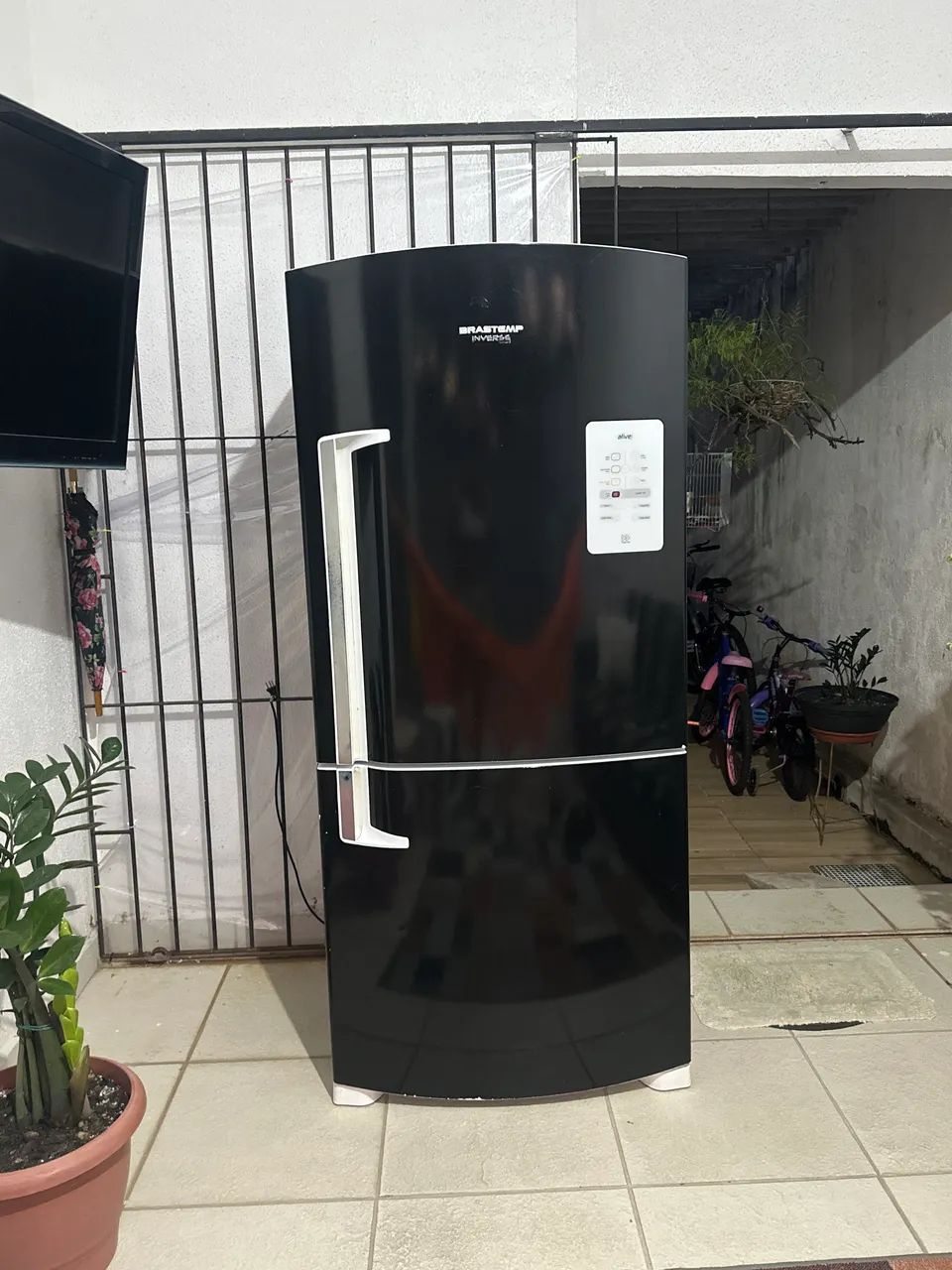 Geladeira Brastemp inversa ative
