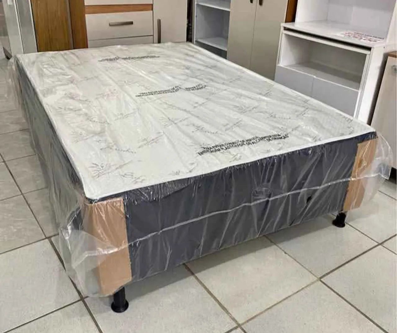 PROMOÇÃO EM CAMA BOX DE CASAL COM ESPUMA D28