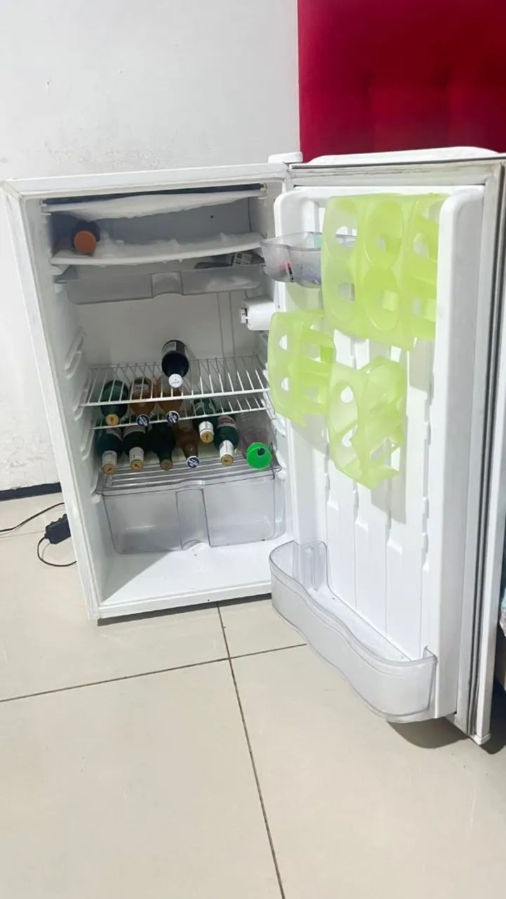 VENDO FRIGOBAR CONSUL 120 L - Foto 2