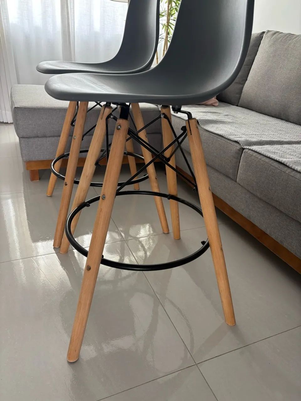 Dupla Banquetas Eames Eifell - Foto 2