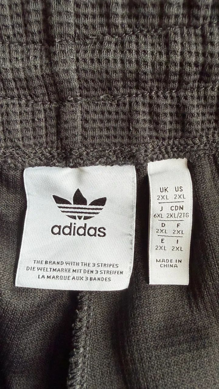 Bermuda adidas casual 2XL - Foto 3