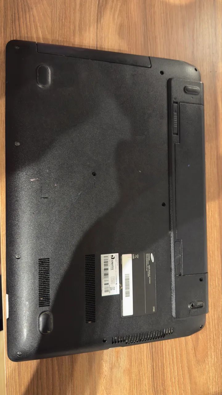 Notebook Samsung Essentials E32  - Foto 3